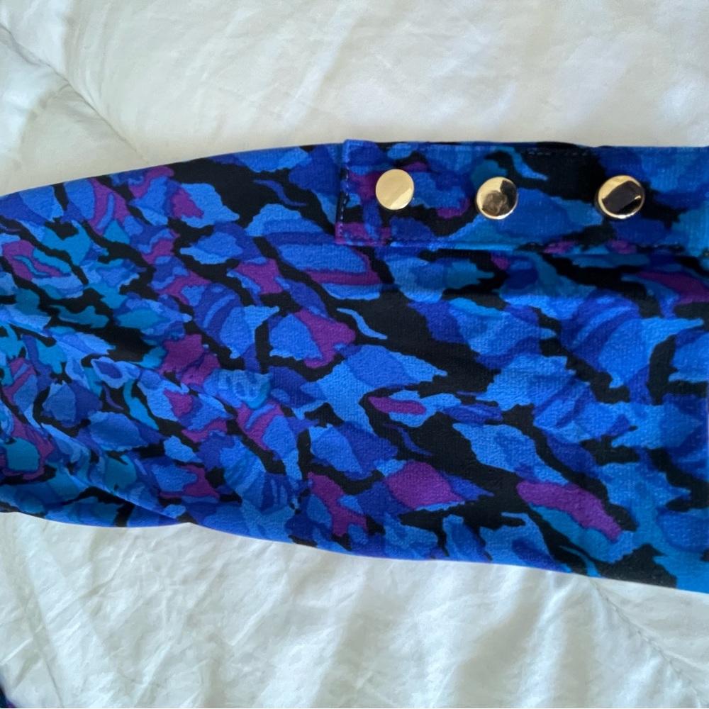 Cache Blue / Purple/Black
Printed Shirt Dress - Picture 10 of 11